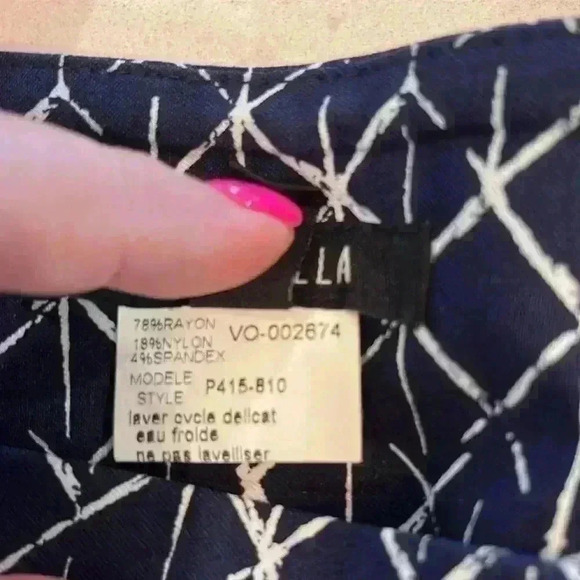 Rafaella Women’s Pant Navy /White Geo Pattern Straight leg. Some stretch. 14 - Picture 6 of 9